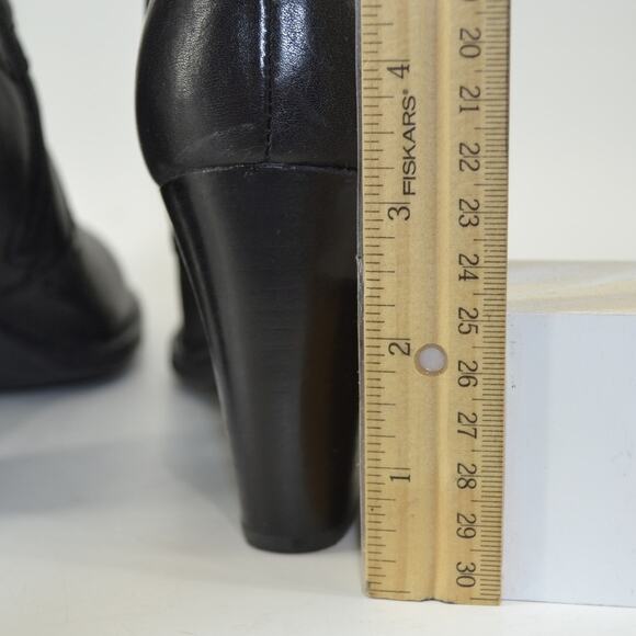 Born W31646 Tatiana Black Boots Leather Zip Women's Size 10 - Picture 10 of 15